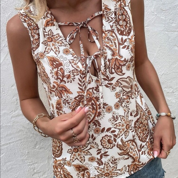 Boho floral print tie front blouse - Picture 4 of 5